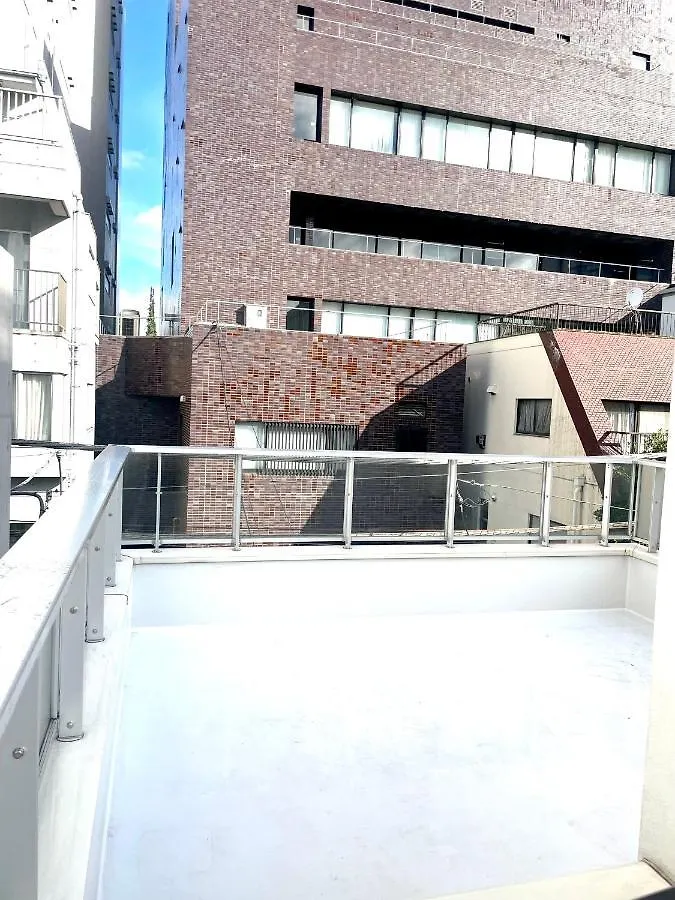 Small Villa Tokyo: Shibuya-Adjacent Pet-Friendly House